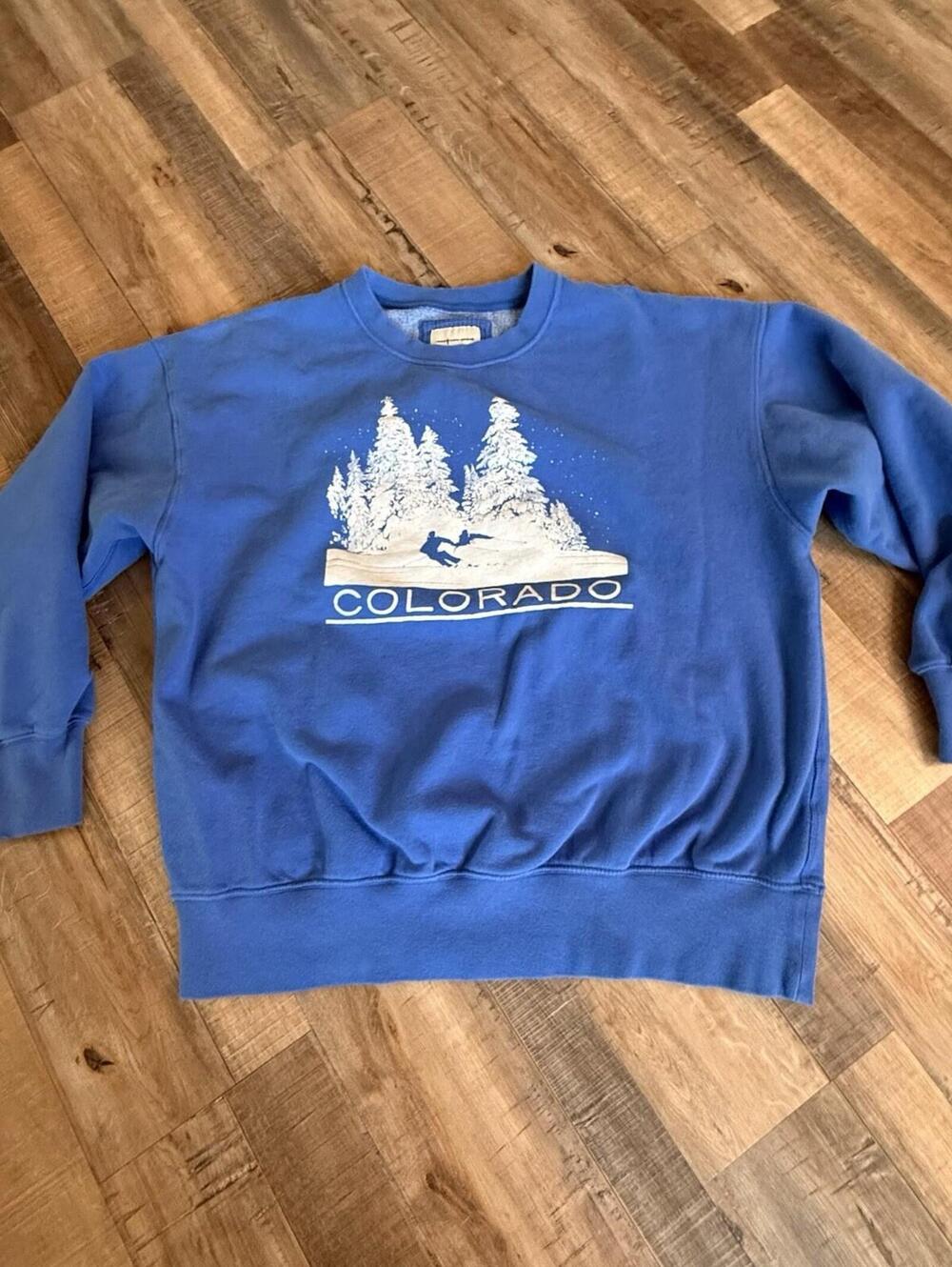 American Eagle Sweatshirt Womens M Blue Soft Colorado Skiiing Ski Oversized